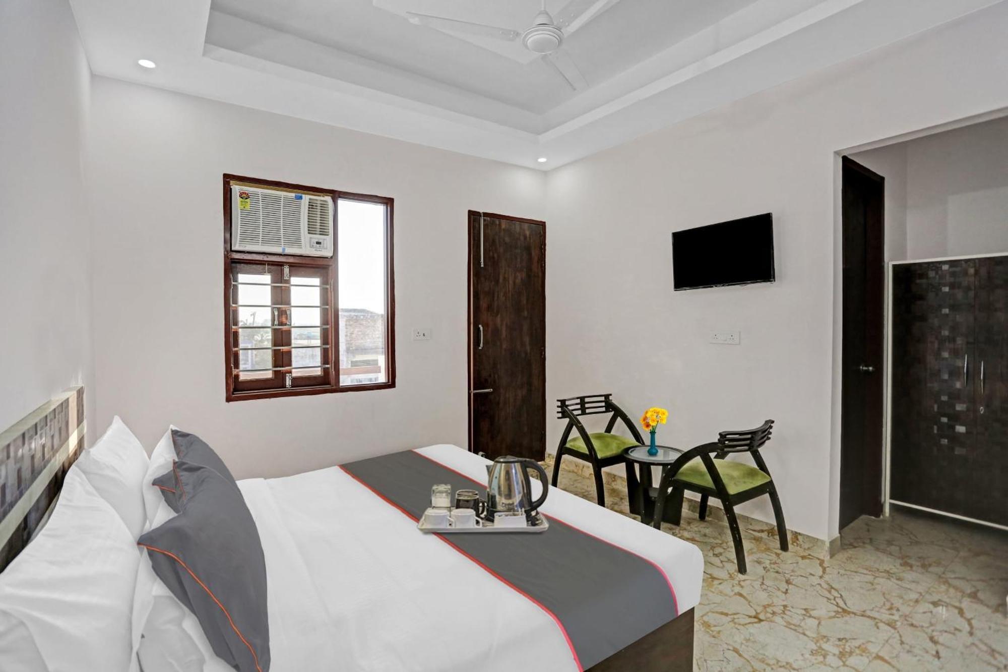 Collection O The Royal Fern Hotel Farrukhnagar Buitenkant foto